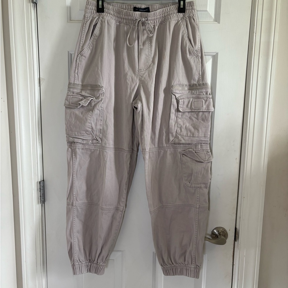 Aeropostale Gray Cargo Pants Casual Style